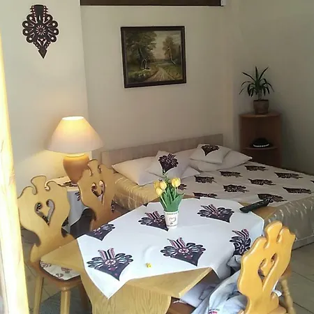 Habitación en casa particular Oleksandra Protsenko 